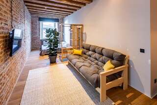 Апартаменты OnLviv Apartments 18 Rynok Square (14) Львов Апартаменты с 1 спальней-3
