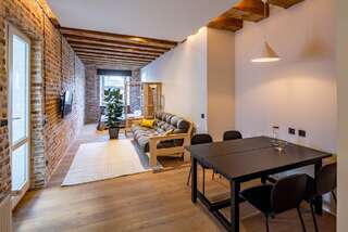 Апартаменты OnLviv Apartments 18 Rynok Square (14) Львов Апартаменты с 1 спальней-8