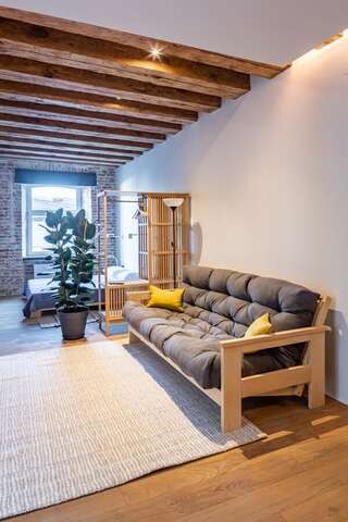Апартаменты OnLviv Apartments 18 Rynok Square (14) Львов Апартаменты с 1 спальней-9